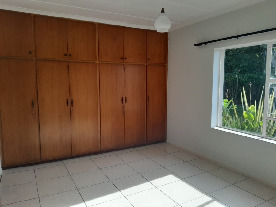 To Let 2 Bedroom Property for Rent in Aston Bay Eastern Cape